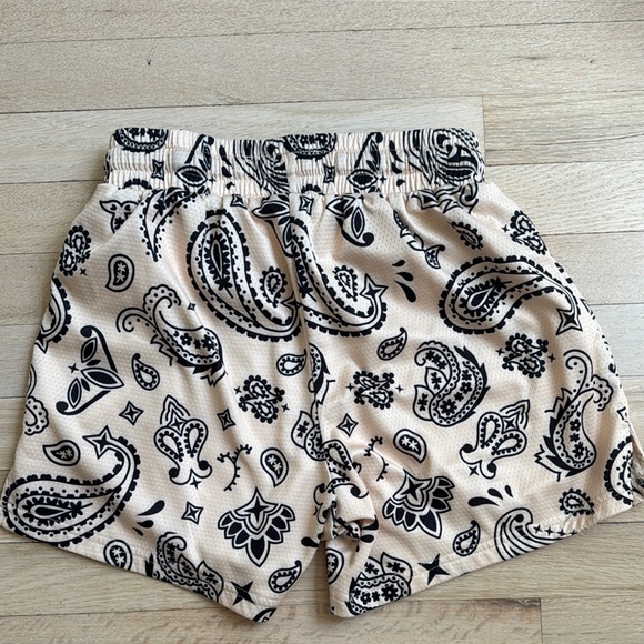 Kill Crew Bandana Print Muay Thai Shorts, Tan/Black, XS - Picture 7 of 7